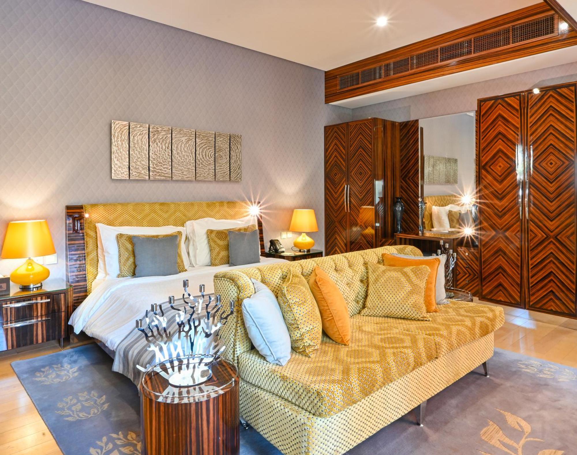 Palavra Resort Manama Exterior photo