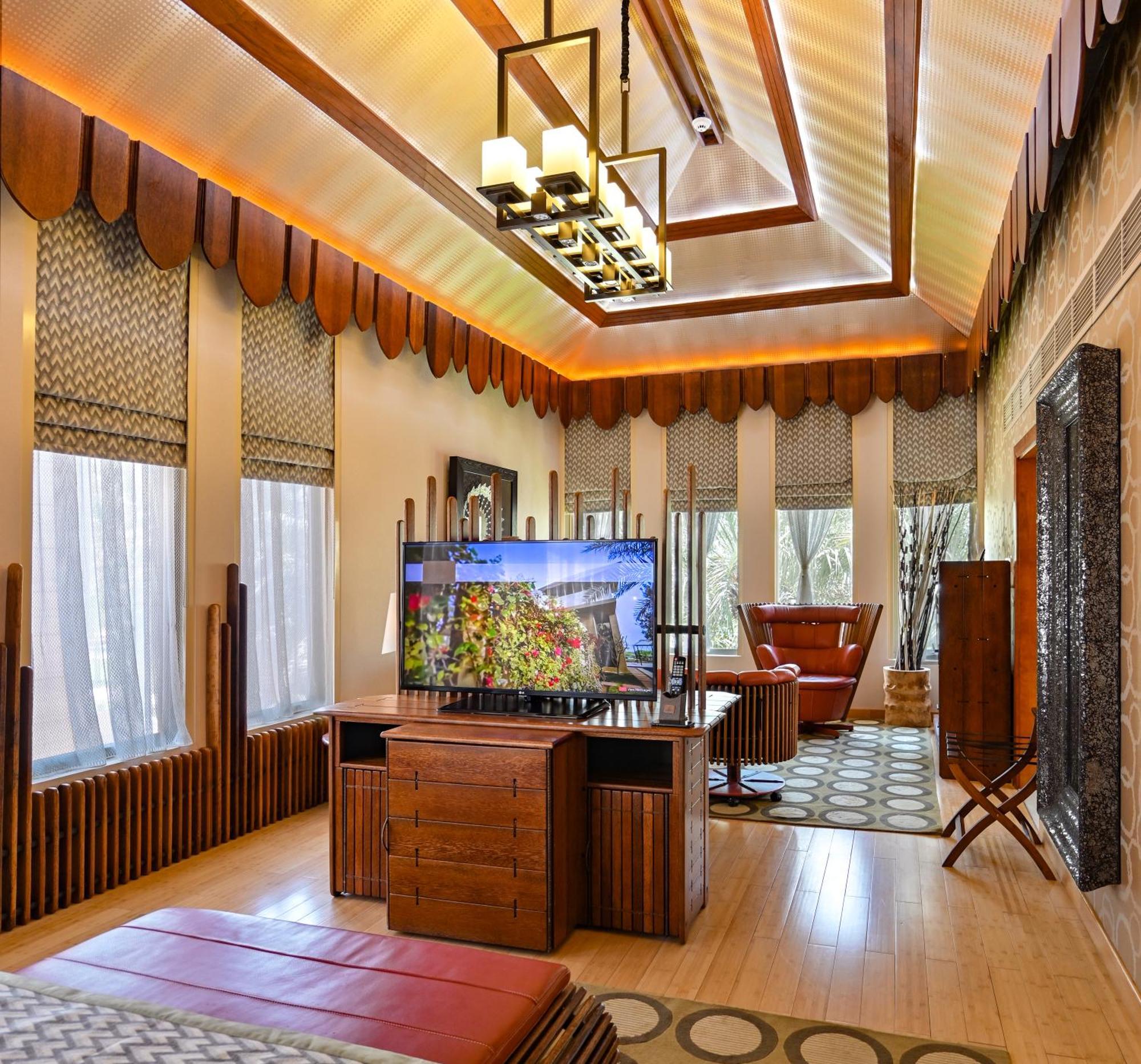 Palavra Resort Manama Exterior photo The interior of the presidential suite